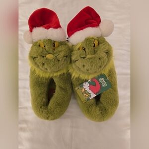 New Green Grinch Slippers with Santa Hats Toddler 11-12c